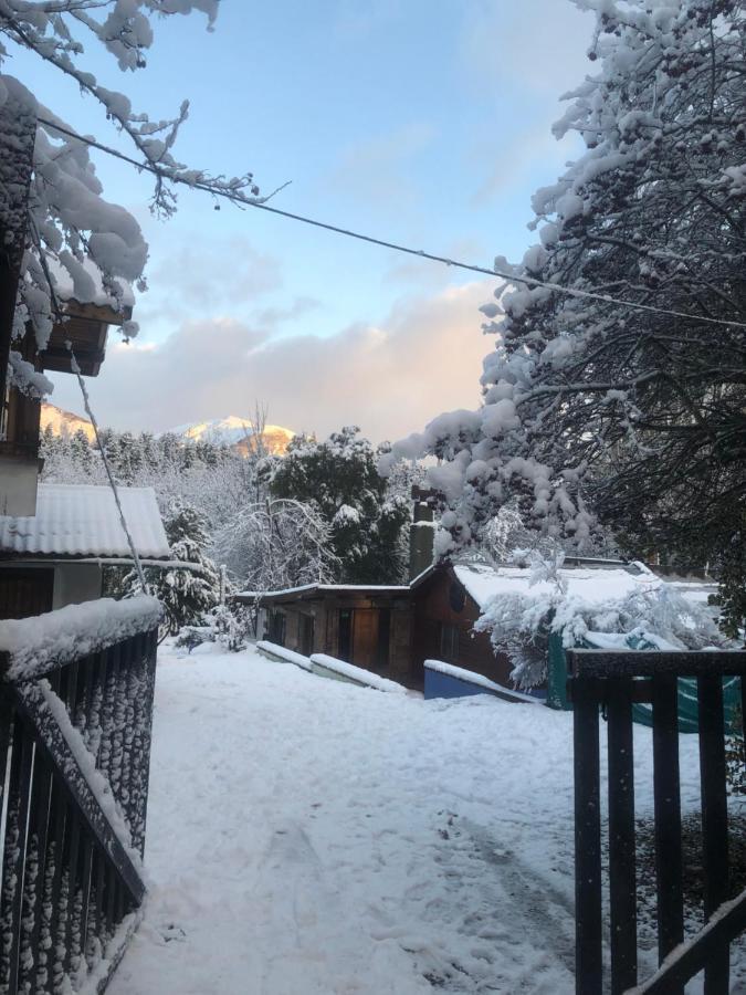 Cuatro Cerros Hostel ซานคาร์ลอส เด บาริโลเช ภายนอก รูปภาพ
