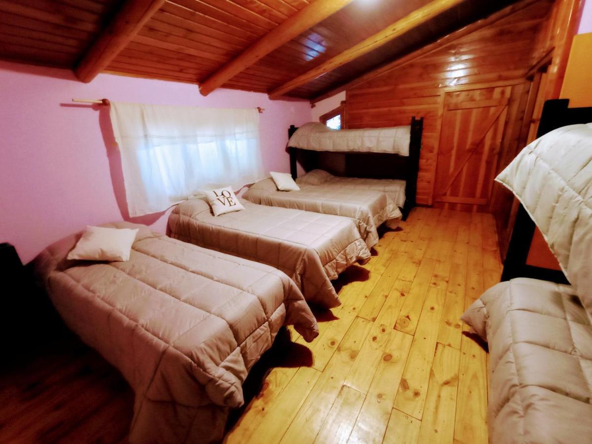 Cuatro Cerros Hostel ซานคาร์ลอส เด บาริโลเช ภายนอก รูปภาพ