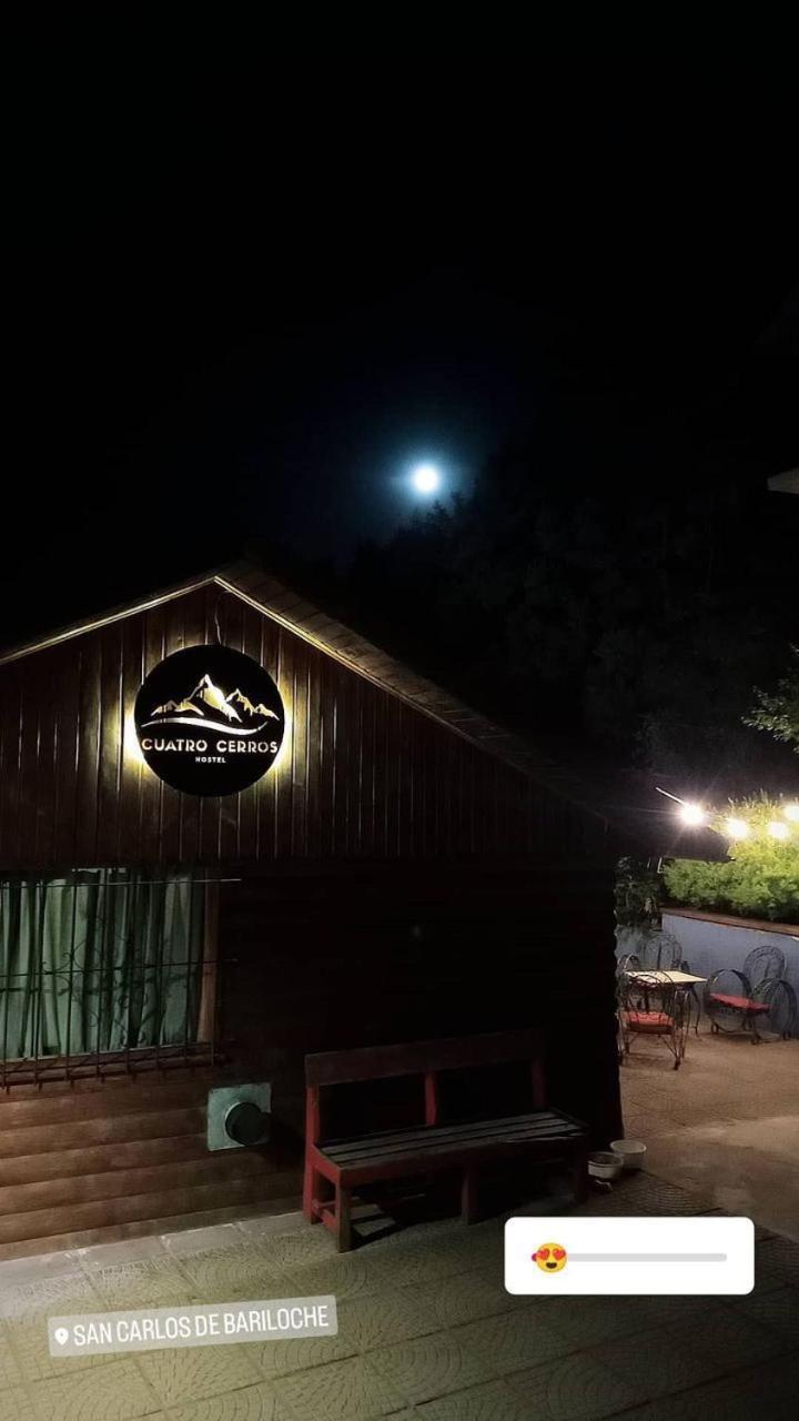 Cuatro Cerros Hostel ซานคาร์ลอส เด บาริโลเช ภายนอก รูปภาพ