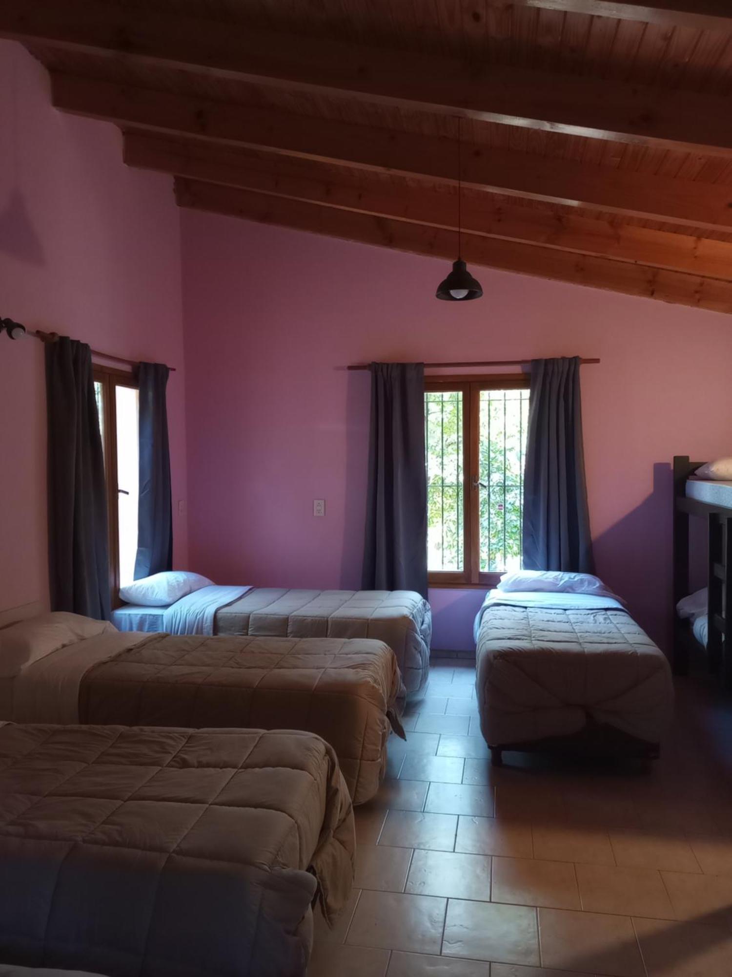 Cuatro Cerros Hostel ซานคาร์ลอส เด บาริโลเช ภายนอก รูปภาพ