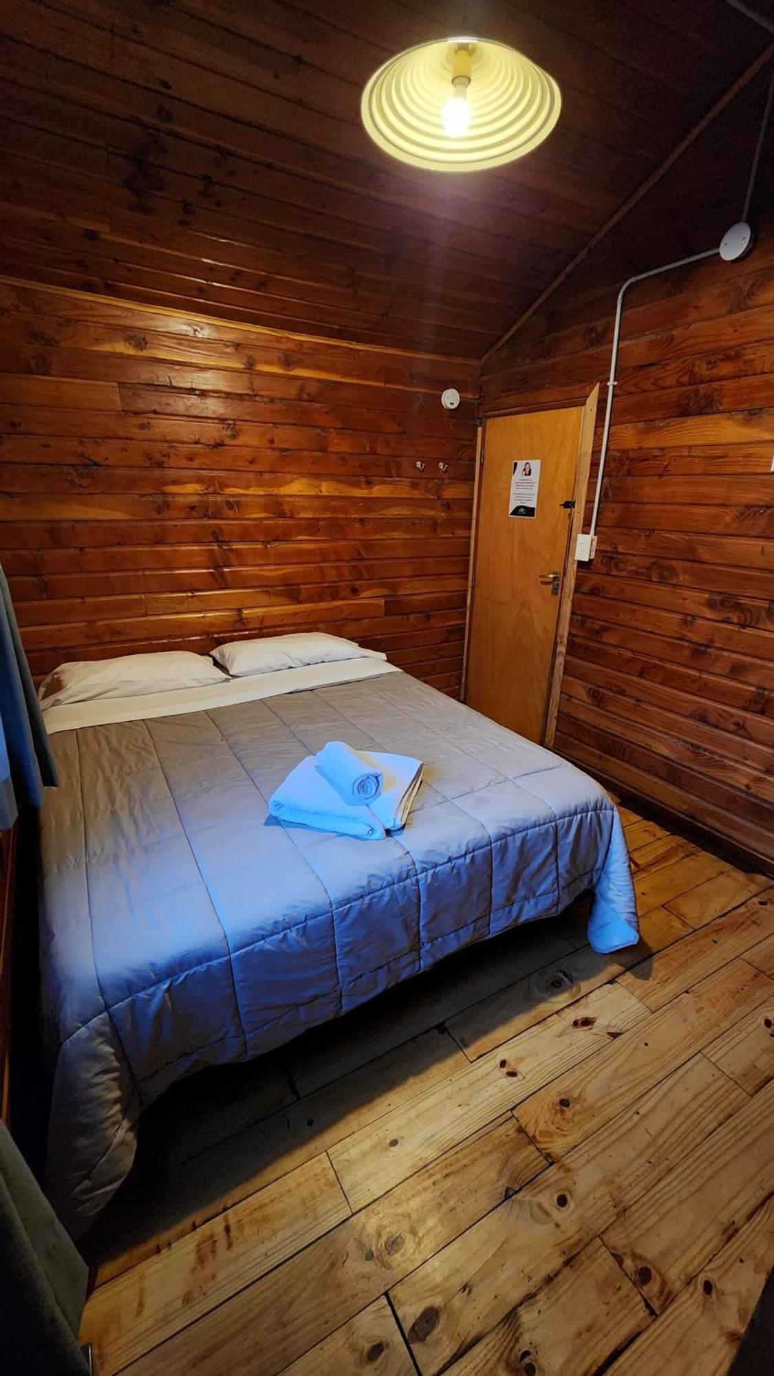 Cuatro Cerros Hostel ซานคาร์ลอส เด บาริโลเช ภายนอก รูปภาพ